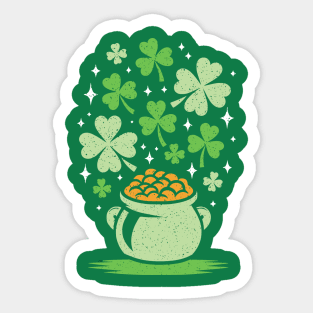 Lucky Tee Sticker